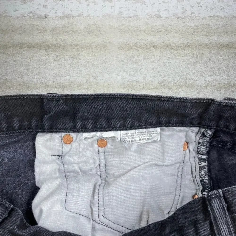 Vintage Y2K Levis Jeans 501 38x28 Regular Straight Leg Fit Black Wash Button Fly - Picture 4 of 4